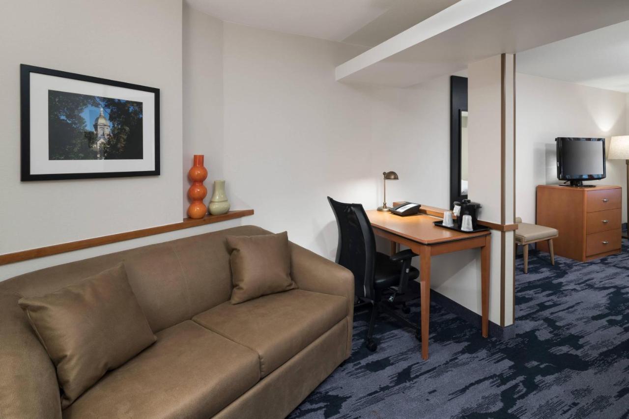 Fairfield Inn & Suites South Bend At Notre Dame Bagian luar foto